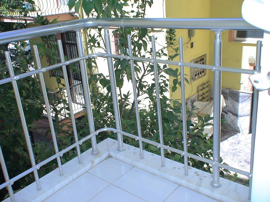 Onur Pension Bed & Breakfast Fethiye Exterior photo